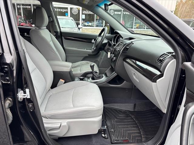 2011 Kia Sorento Base