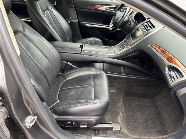 2016 Lincoln MKZ Base