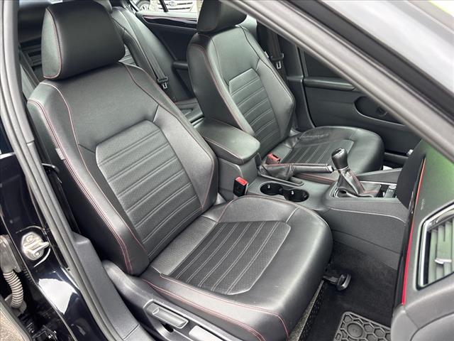 2017 Volkswagen Jetta 2.0T GLI