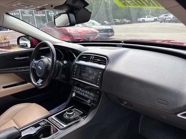 2017 Jaguar XE 35t Premium