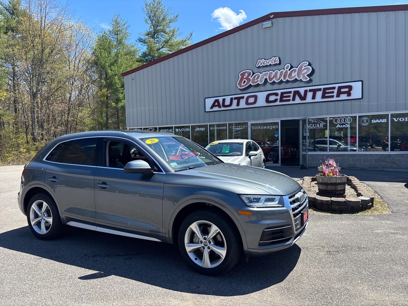 2020 Audi Q5 45 quattro S tronic Premium Plus's photo