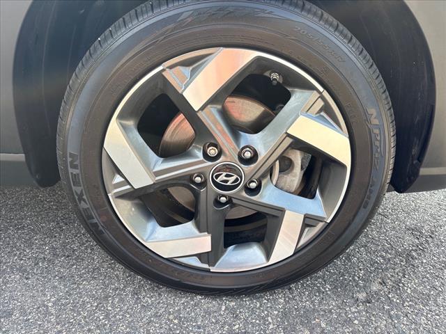 2024 Hyundai VENUE Limited