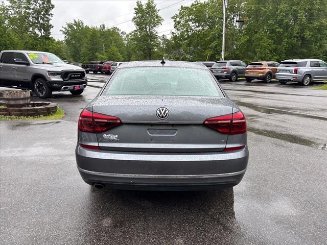 2017 Volkswagen Passat 1.8T SE