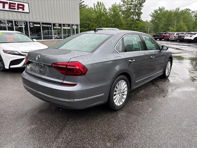 2017 Volkswagen Passat 1.8T SE