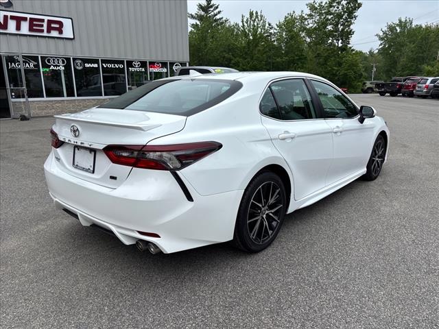 2022 Toyota Camry SE