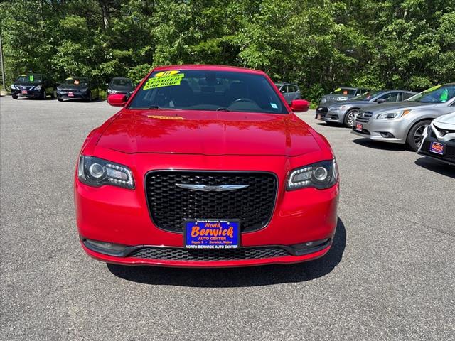 2016 Chrysler 300 S