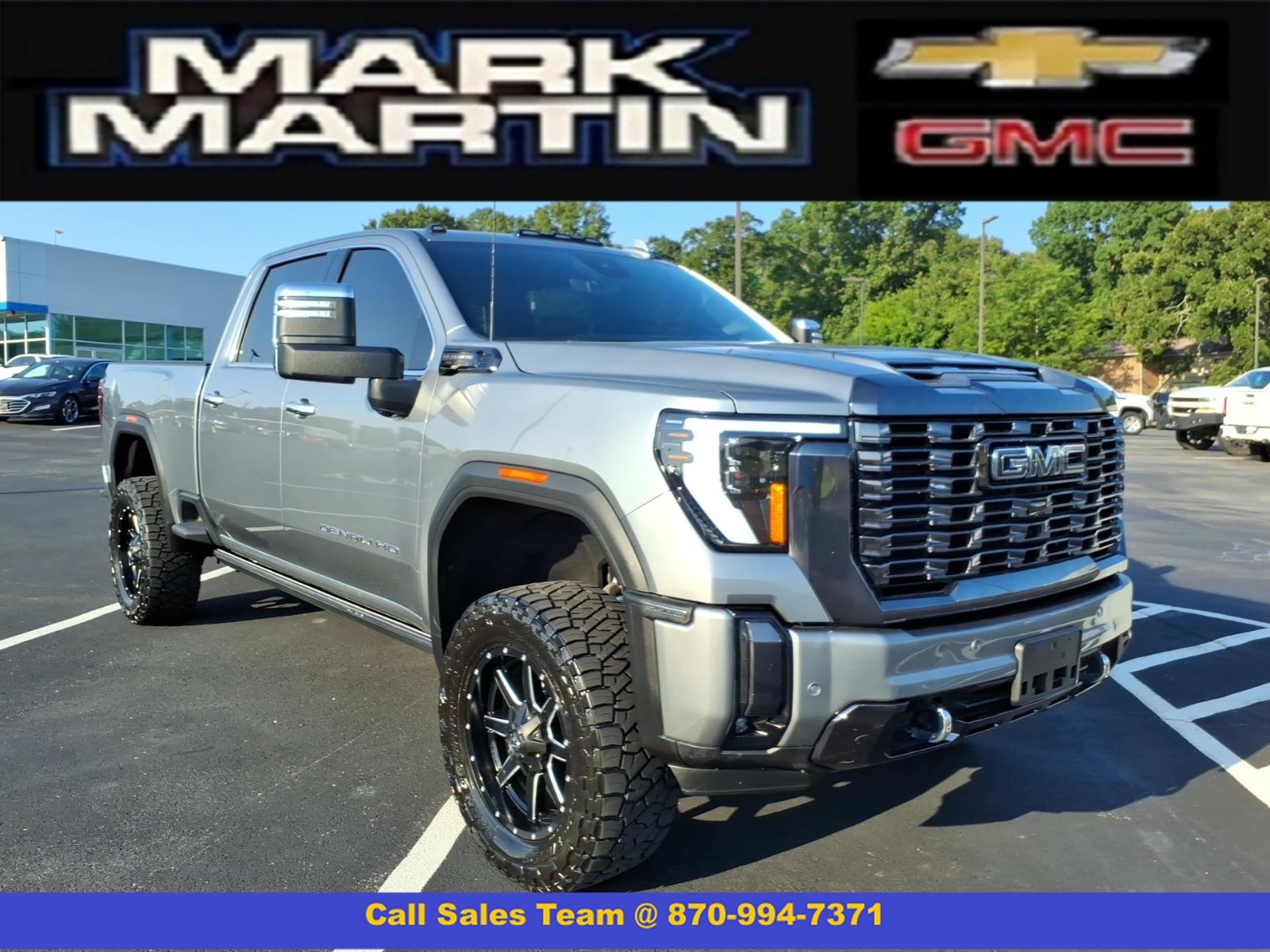 2024 GMC Sierra 3500HD Denali Ultimate Crew Cab 4WD