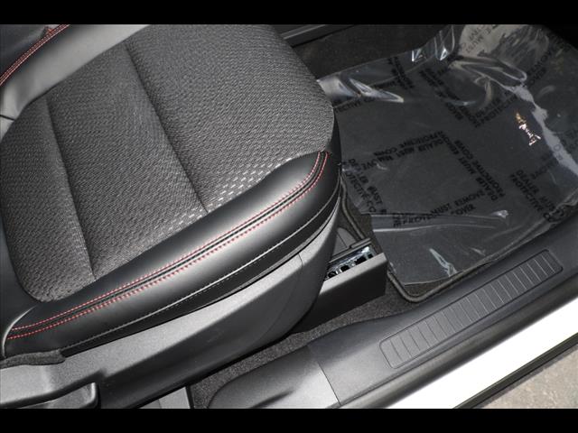 2025 Ford Escape Hybrid ST-Line