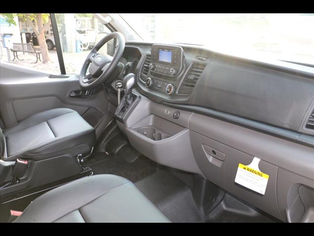 2025 Ford Transit 250