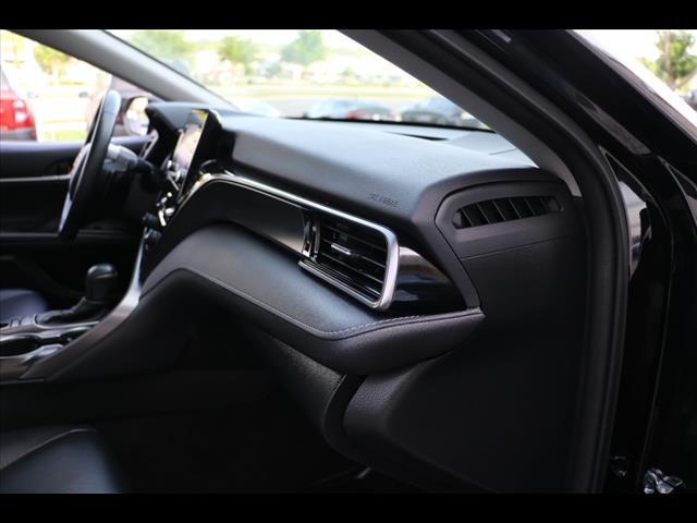 2023 Toyota Camry Hybrid SE