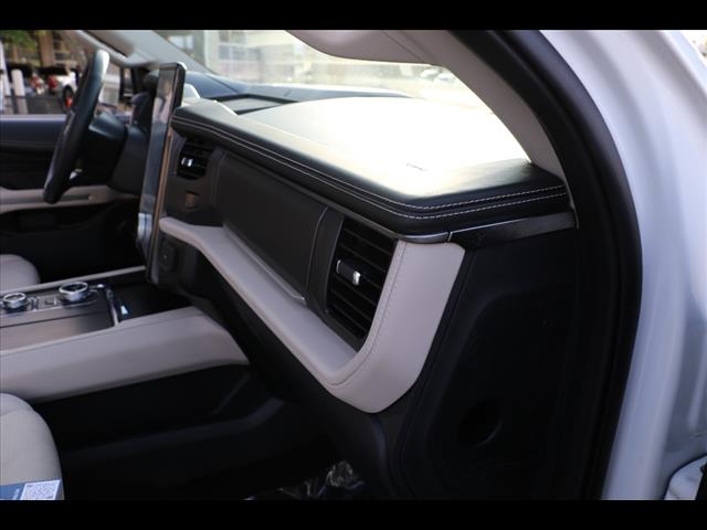 2024 Ford Expedition Platinum