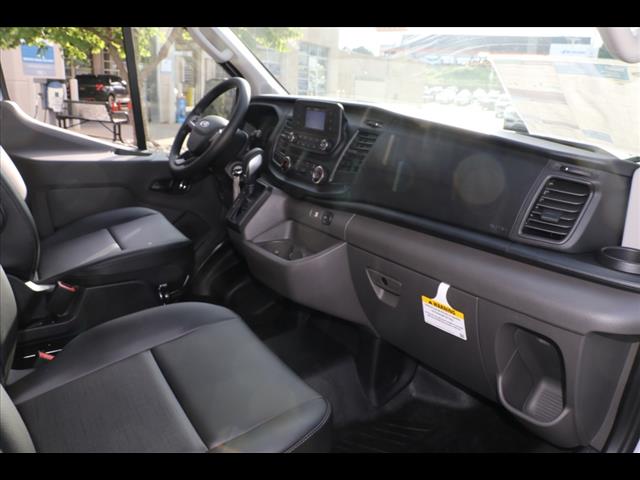 2025 Ford Transit 250
