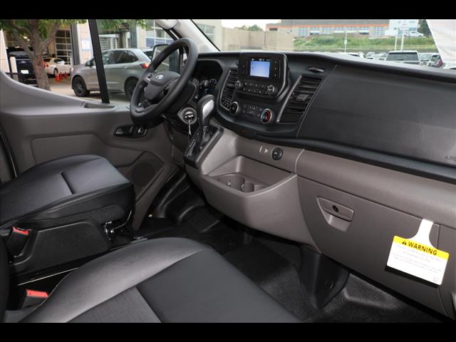2025 Ford Transit 250