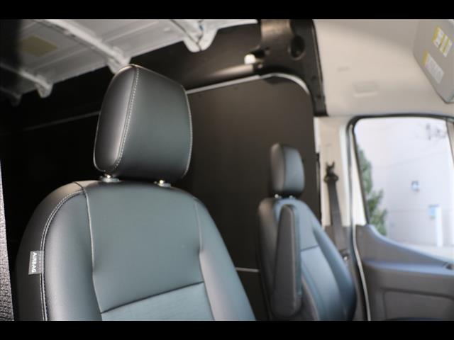 2025 Ford Transit 350