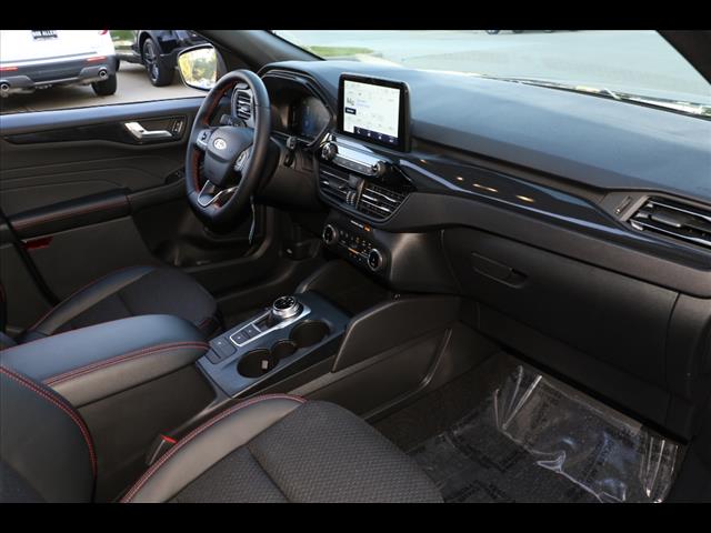 2025 Ford Escape Hybrid ST-Line Select