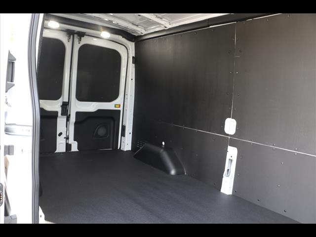 2025 Ford Transit 250