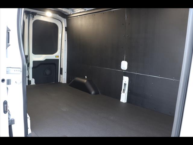 2025 Ford Transit 250