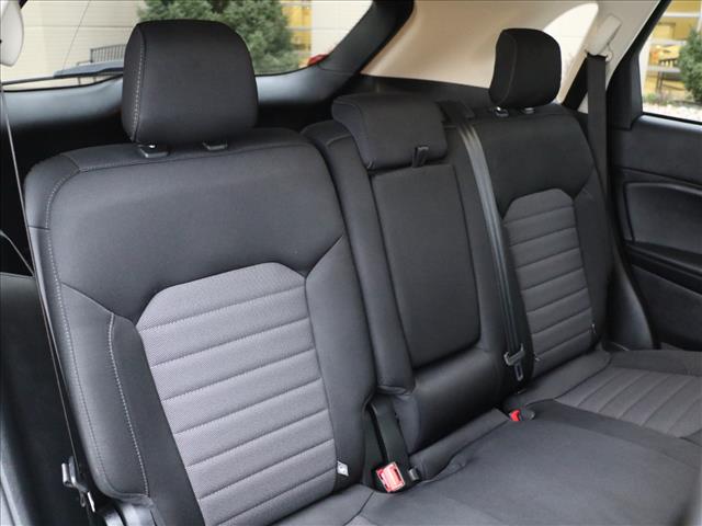 2021 Ford Edge SE