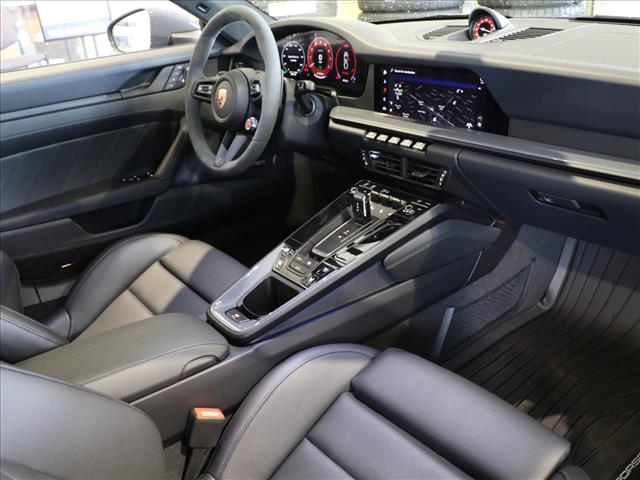 2025 Porsche 911 Carrera GTS