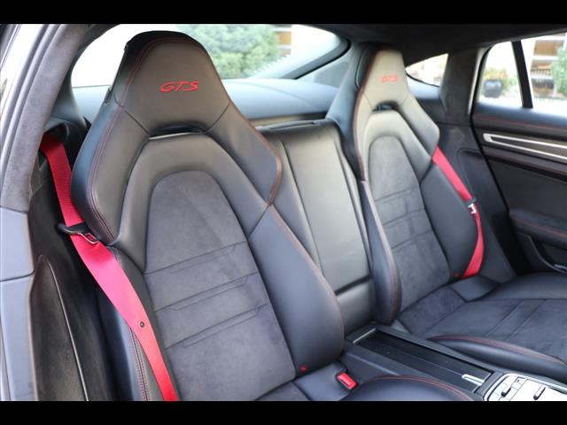 2020 Porsche Panamera GTS