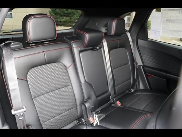 2025 Ford Escape Hybrid ST-Line