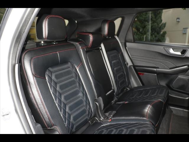 2023 Ford Escape Hybrid ST-Line Elite