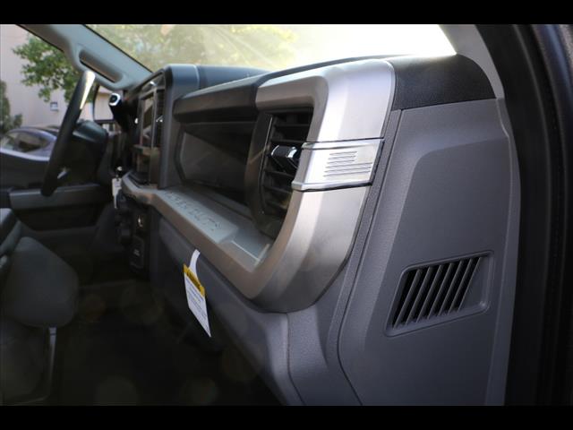 2025 Ford F-350 Super Duty XL