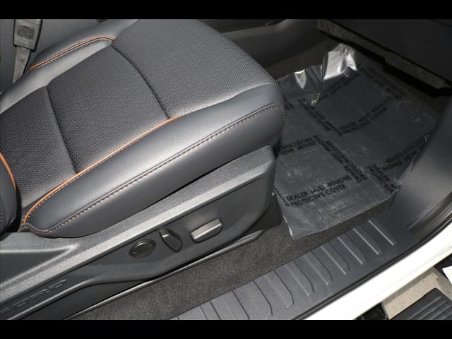 2025 Ford F-350 Super Duty Lariat