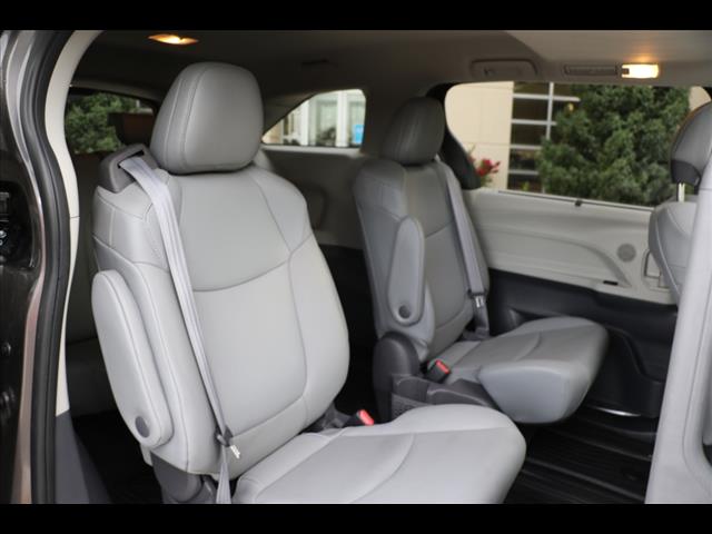 2021 Toyota Sienna XLE 7-Passenger
