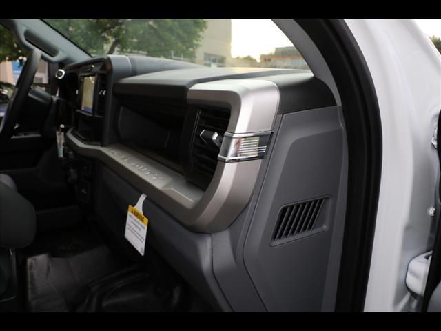 2025 Ford F-450 Super Duty XL