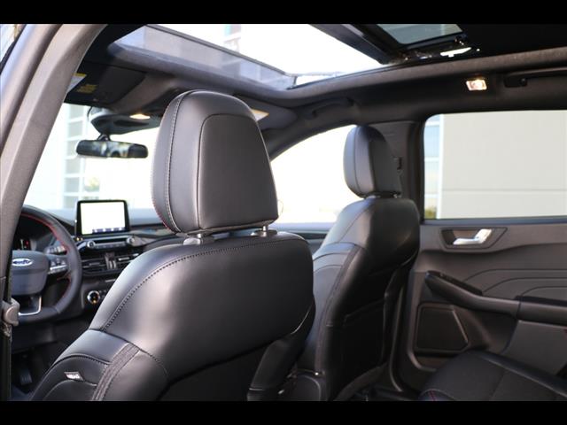 2025 Ford Escape Hybrid ST-Line Select