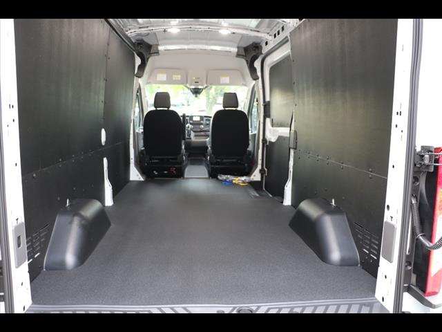 2025 Ford Transit 250