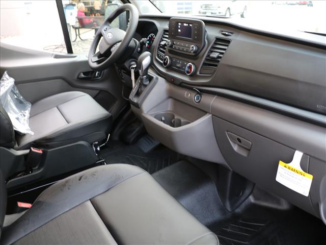 2025 Ford Transit Base