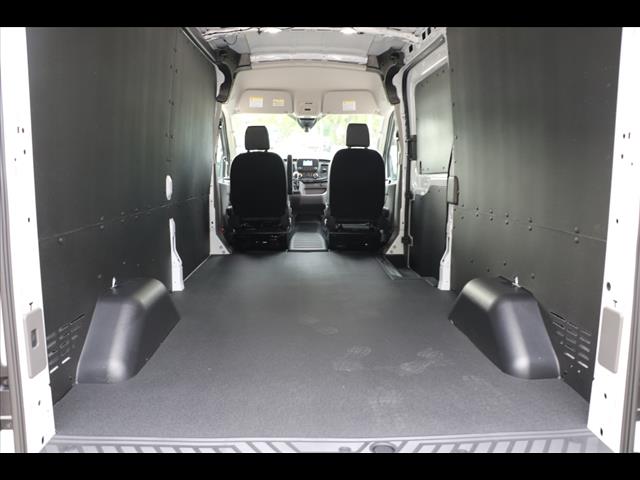 2025 Ford Transit Base