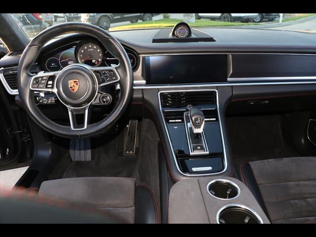 2020 Porsche Panamera GTS