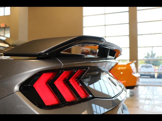 2025 Ford Mustang Dark Horse