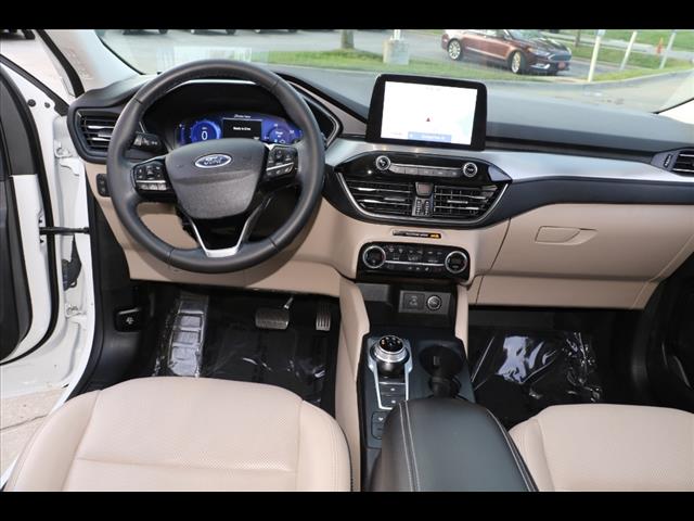 2021 Ford Escape Hybrid Titanium