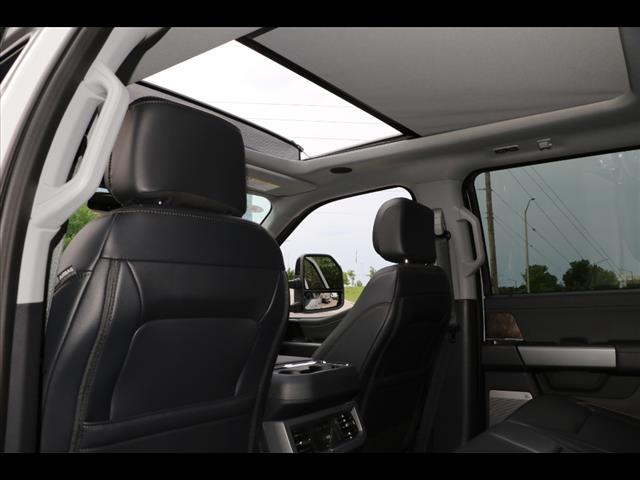 2025 Ford F-250 Super Duty Lariat