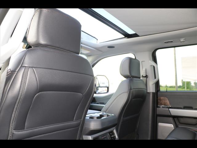 2025 Ford F-250 Super Duty Lariat