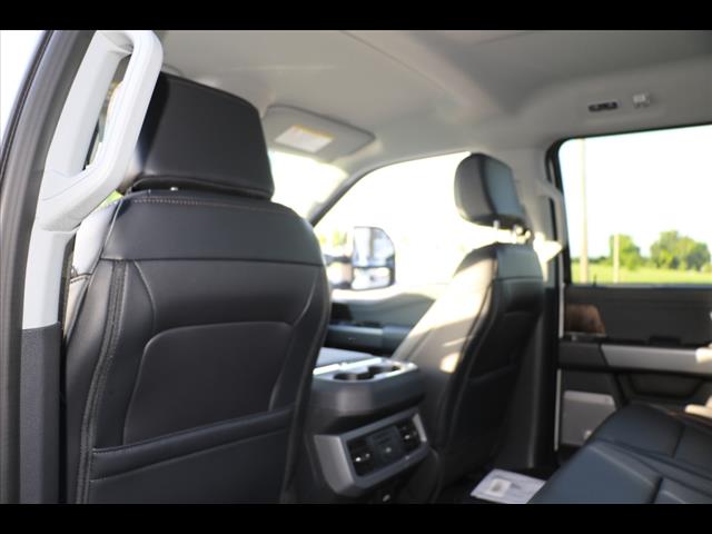 2025 Ford F-250 Super Duty Lariat