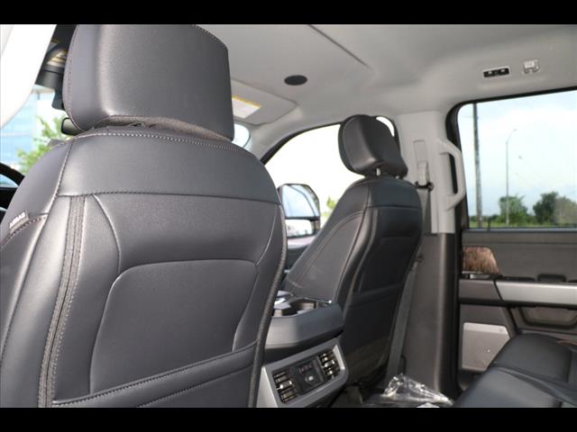 2025 Ford F-250 Super Duty Lariat