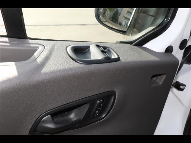 2025 Ford Transit 250