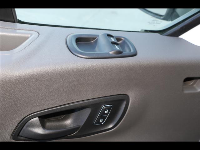 2025 Ford Transit 250