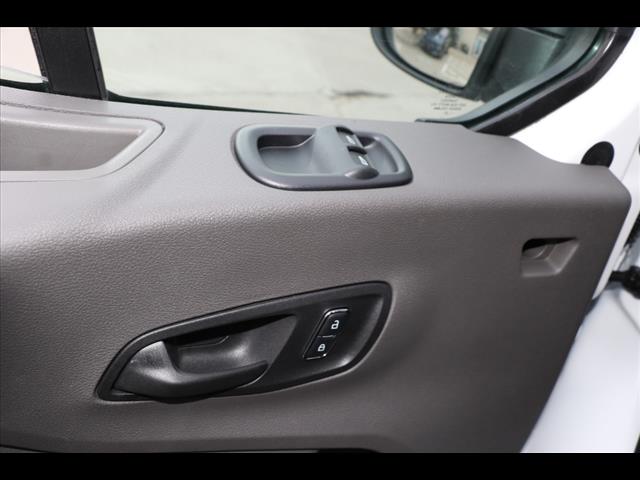 2025 Ford Transit 250
