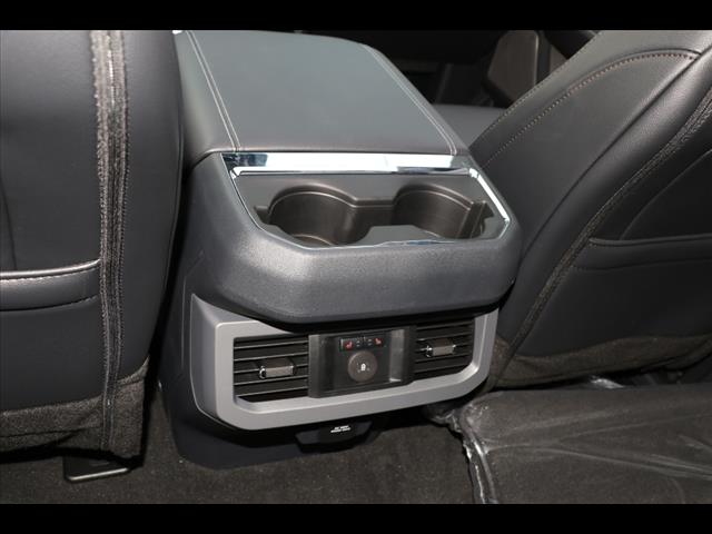 2025 Ford F-350 Super Duty Lariat
