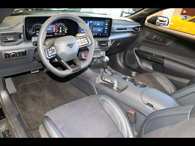 2025 Ford Mustang Dark Horse
