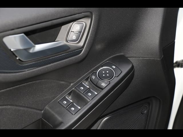 2025 Ford Escape Hybrid ST-Line