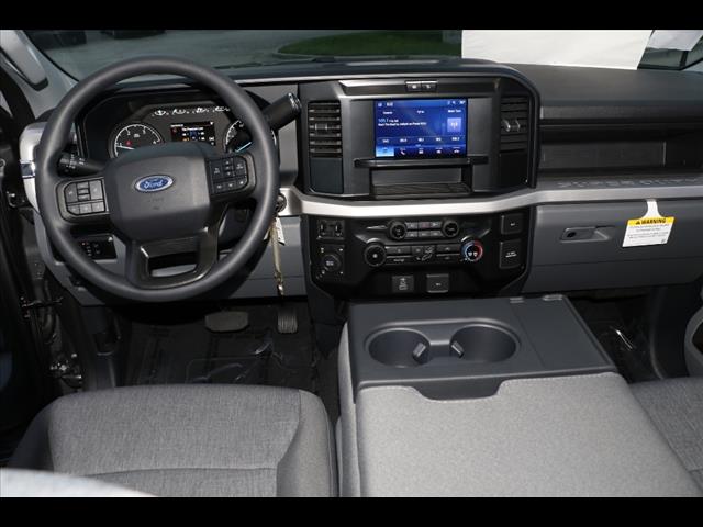 2025 Ford F-250 Super Duty XL