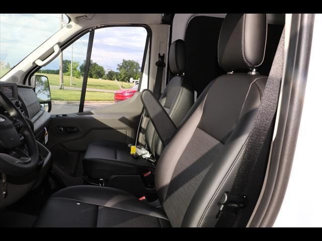 2025 Ford Transit 250