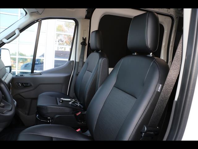 2025 Ford Transit 250